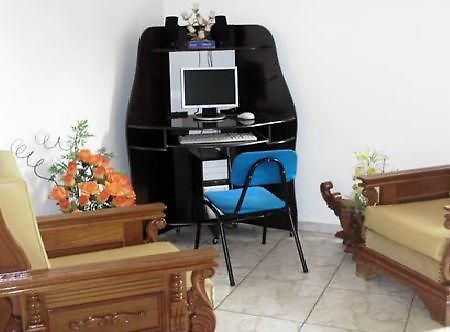 Hotel Classe A Гоянезия Экстерьер фото